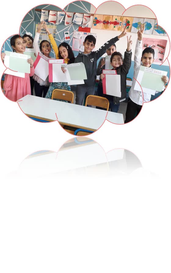 Élèves lors d’un atelier créatif