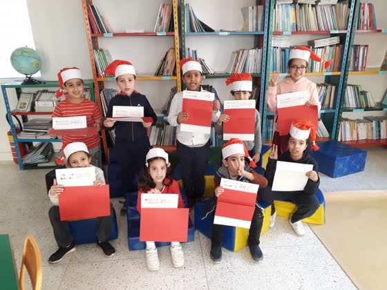 Enfants de maternelle réunis pour la fête de fin d’année